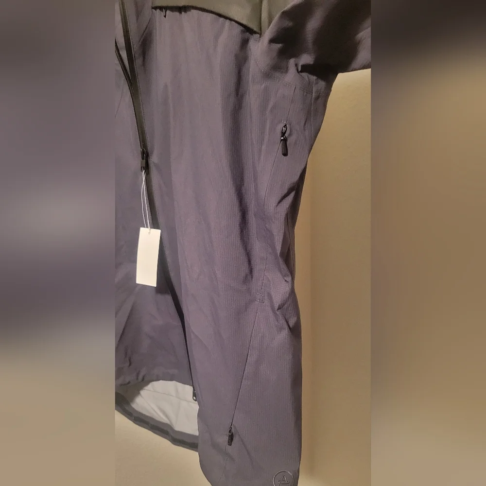 Aether Pace Biking Jacket - Picture 4 of 9